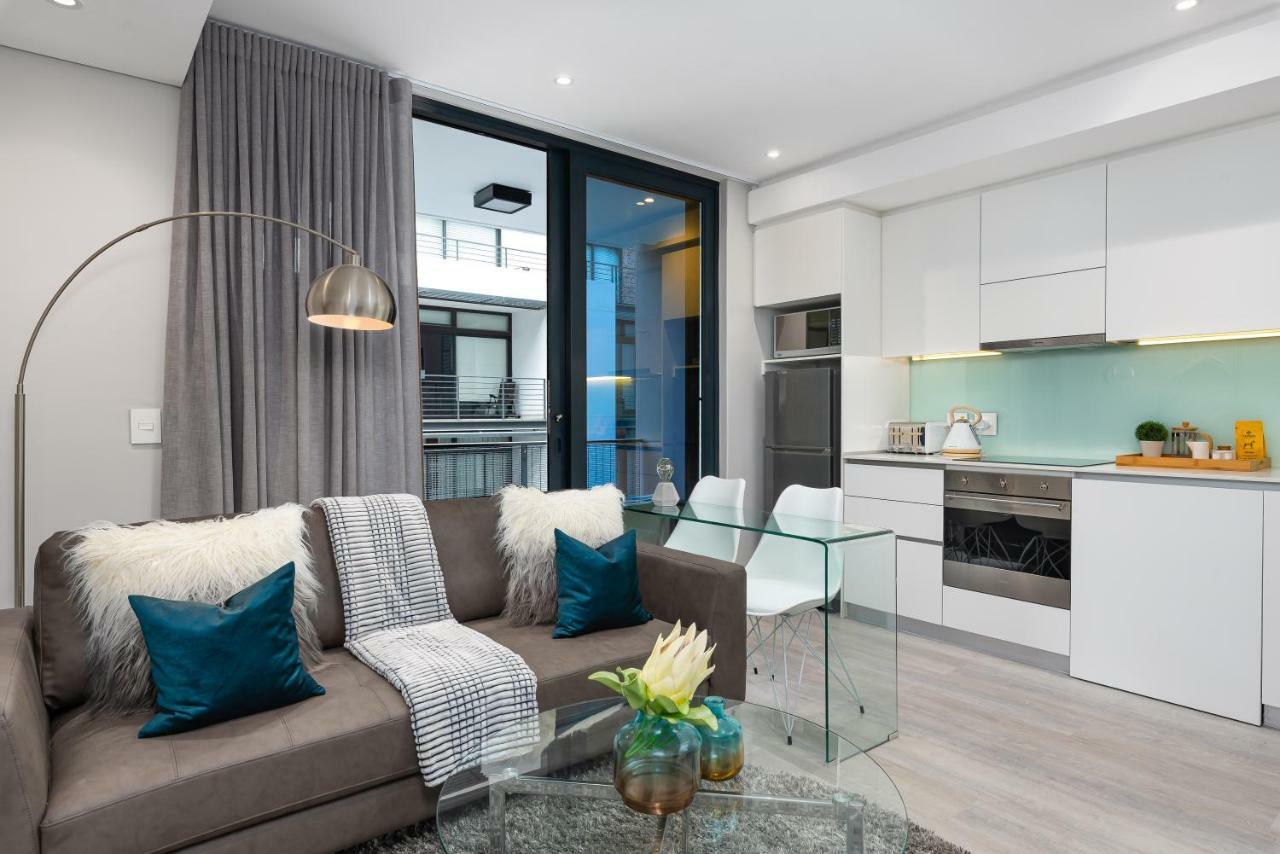 Apartment 35 On Main *